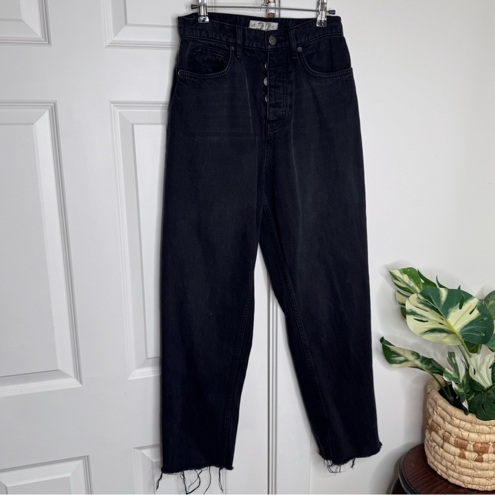 We The Free Curvy Black Straight Leg Georgine Jeans - Picture 4 of 8